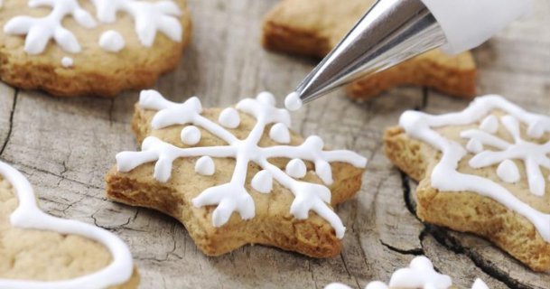 Can You Substitute Water for Milk When Baking a Cake? | LIVESTRONG.COM How to Make Lactose Free Icing