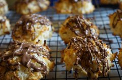 13 Easy Two-Ingredient Dessert Recipes | 2-Ingredient Coconut Macaroons