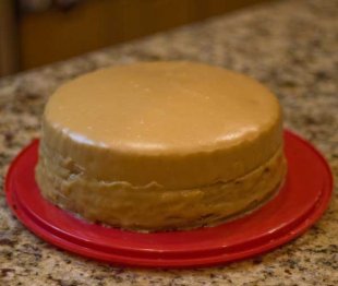 Picture of caramel cake frosting