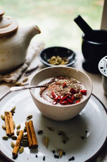 chai teff porridge with coconut milk | naturally vegan and gluten free recipe via willfrolicforfood.com