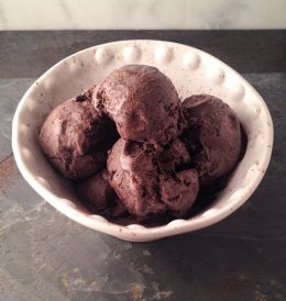 Dark Chocolate Coconut Ice Cream - Dairy Free & Refined Sugar Free!