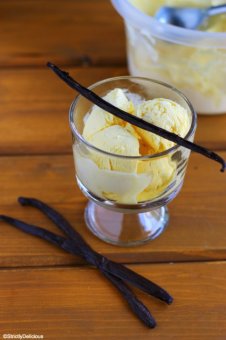 Easy, No-Churn Vanilla Ice-Cream via StrictlyDelicious
