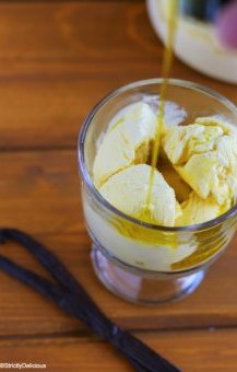 Easy,  No-Churn Vanilla Ice-Cream via StrictlyDelicious