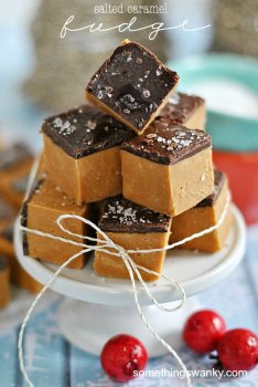 Easy Salted Caramel Fudge | width=