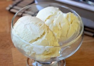 Finished Vanilla No-Churn Ice Cream