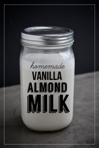 Homemade Vanilla Almond Milk // shutterbean