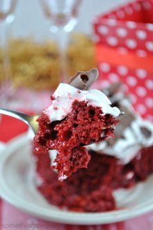 Red Velvet Poke Cake | www.somethingswanky.com