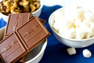 Making Rocky Road Chocolate Bark
