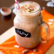 Skinny Almond Joy Milkshakes made from yogurt, bananas, and unsweetened cocoa powder. Delicious! Easy recipe found on sallysbakingaddiction.com