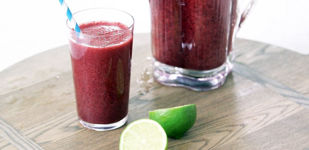 Kale Smoothie Recipes with almond milk
