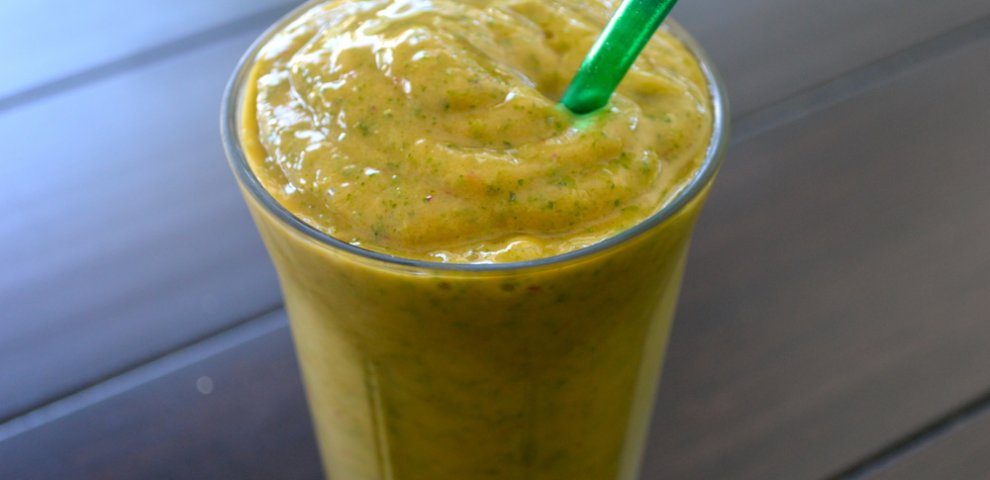 Mango Smoothie recipe with almond milk
