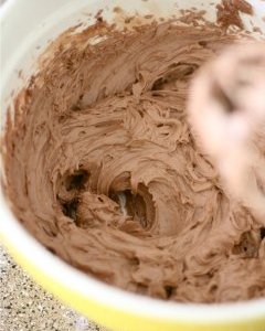 the best chocolate frosting 1