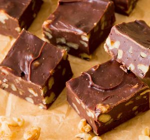 Easy Fudge recipes using condensed milk