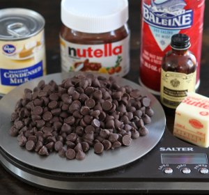 Easy recipe for Fudge with condensed milk