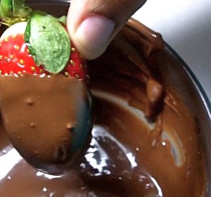 Milk chocolate Covered Strawberries recipe