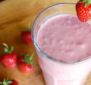 Paleo Smoothie Recipes almond milk