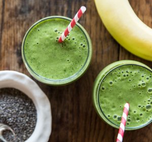 Smoothie Recipes with spinach and almond milk