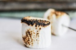 Toasted Marshmallow Coconut Milk Ice Cream I howsweeteats.com Toasted Marshmallow Coconut Milk Ice Cream I howsweeteats.com