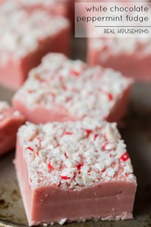 WHITE CHOCOLATE PEPPERMINT FUDGE is a super easy recipe that tastes out of this world good! Creamy white chocolate mixed with peppermint is always a hit at Christmas!